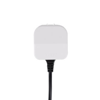 Producto de Adaptador Enchufe Tipo C (EU) Cabezal Plano Con Cable Recto a Enchufe Tipo G (UK)