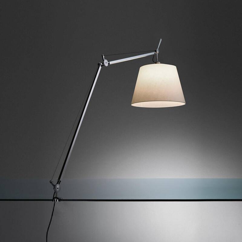 Producto de Lámpara de Mesa Tolomeo Mega con Soporte Fijo con Interruptor ARTEMIDE