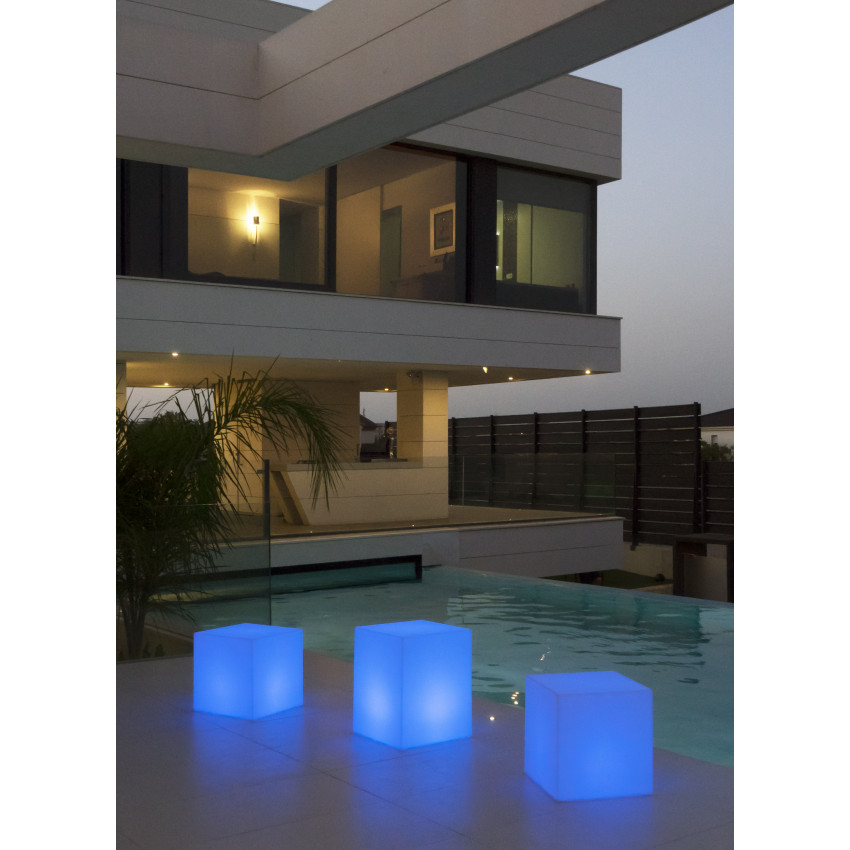 Producto de Cubo LED RGBW Cuby 53 Solar + Baterry Smarttech 