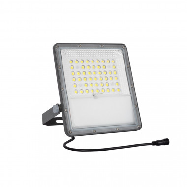 Producto de Foco Proyector LED Solar 10W 100lm/W IP65 con Control Remoto