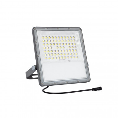 Producto de Foco Proyector LED Solar 15W 100lm/W IP65 con Control Remoto