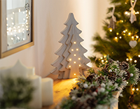 Árvores de Natal com luzes LED integradas
